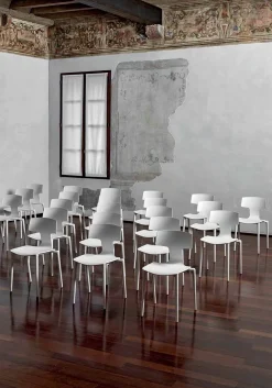 Viadurini in the Garden Gartenstühle Kunststoff-Stapelbare Stühle aus Polypropylen im Freien Hergestellt in Italien, 4 Stück - Claribel