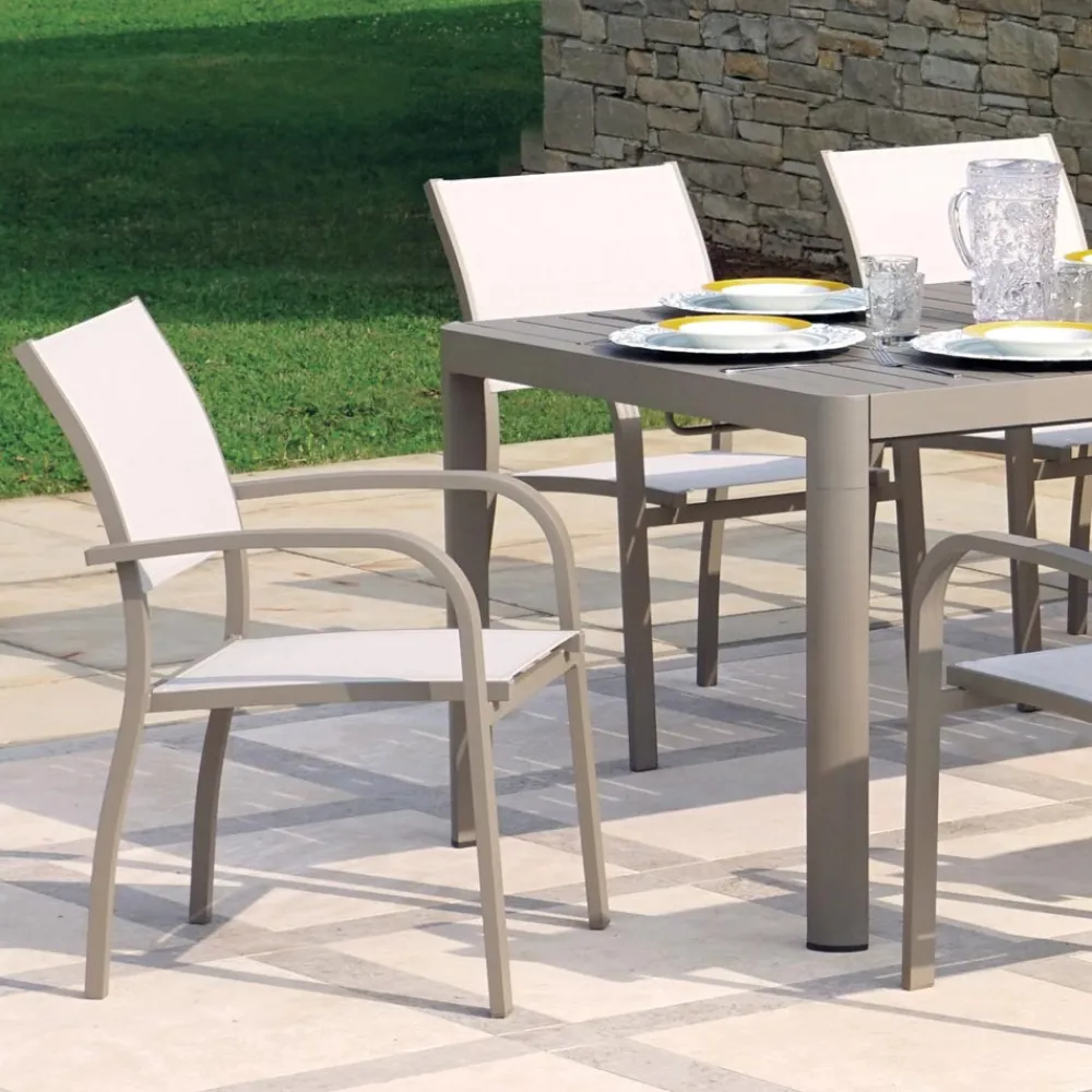 Viadurini in the Garden Gartenstühle Metall-Stapelbarer Gartenstuhl aus Aluminium mit Design-Armlehnen - Gontran