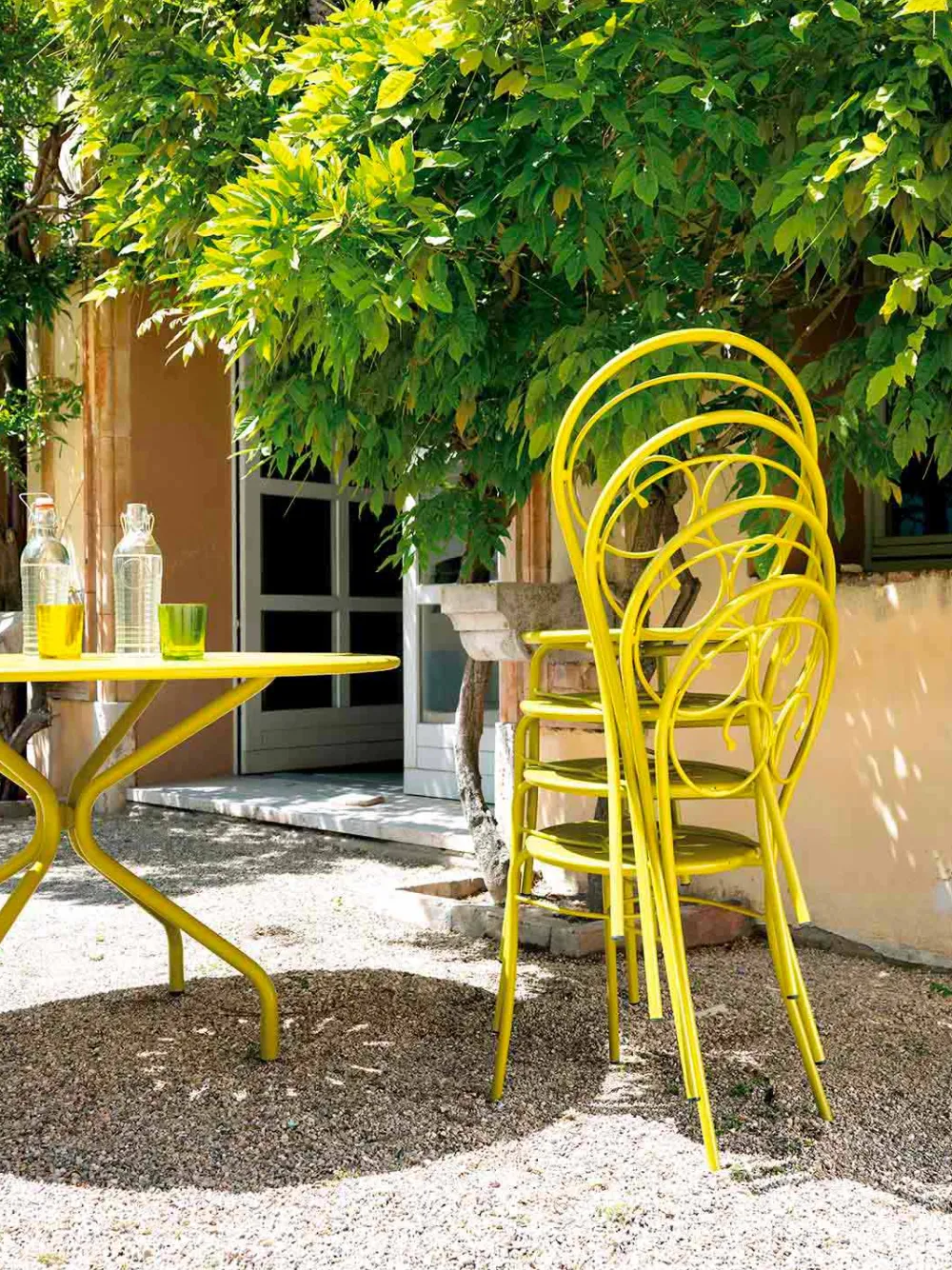 Viadurini in the Garden Gartenstühle Metall-Stapelbarer Gartenstuhl aus Metall Made in Italy, 2 Stück - Autorität