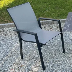 Viadurini in the Garden Metallsessel-Stapelbarer Gartenstuhl aus Aluminium und Textilene - Mira