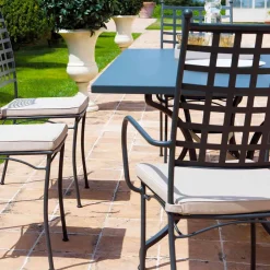 Viadurini in the Garden Metallsessel-Stapelbarer Metallsessel für den Außenbereich Hergestellt in Italien, 4 Stück - Pira