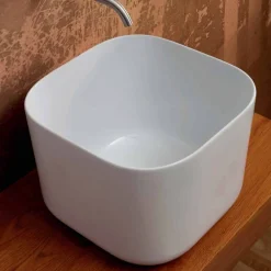 Viadurini Bathroom Farbige Waschbecken-Star Square modernes Design Keramik-Aufsatzwaschbecken 40x40 cm