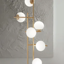 Viadurini Lighting Moderne Stehlampen-Stehlampe mit LED aus goldlackiertem Metall und mundgeblasenem Glas - Ailanto