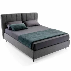 Viadurini Night Design Maßgeschneiderte Möbel|Polsterbetten-Stoff Doppelbett mit Box und gestreiftem Kopfteil Made in Italy - Nives