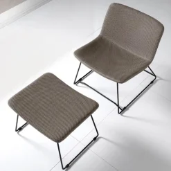 Viadurini Living Moderne Stühle-Stuhl mit Fußstütze aus Vulcano-Stoff und Metallbeinen Made in Italy - Amane