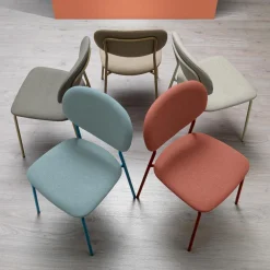 Viadurini Living Moderne Stühle-Stuhl mit Metallstruktur, Sitz und Rückenlehne aus Stoff - Serenella