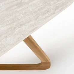 Viadurini in the Garden Gartentische Fest|Gartentische Aus Teakholz-Tisch mit Holzsockel und Keramikplatte aus Travertino Chiaro - Infinity