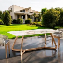 Viadurini Living Gartentische Fest|Gartentische Aus Teakholz-Tisch mit Keramikplatte und Untergestell aus massivem Teakholz, hergestellt in Italien – Bluse