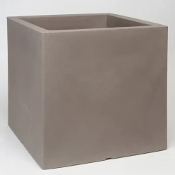 Viadurini in the Garden Gartenideen-Topf oder farbiger Teiler für den Außenbereich 3 Dimensionen Made in Italy - Pflanzen