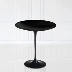 Viadurini Living Moderne Couchtische|Tulip Tische-Tulip Eero Saarinen Couchtisch mit schwarzer Flüssiglaminatplatte, H 52, hergestellt in Italien – Scarlet