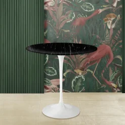 Viadurini Living Moderne Couchtische|Tulip Tische-Tulip Eero Saarinen H 52 Couchtisch mit schwarzer Marquinia-Marmorplatte, hergestellt in Italien – Scarlet