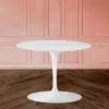 Viadurini Living Moderne Couchtische|Tulip Tische-Tulip Eero Saarinen H 39 Ovaler Couchtisch aus weißem Flüssiglaminat, hergestellt in Italien – Scarlet