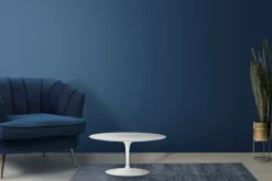 Viadurini Living Moderne Couchtische|Tulip Tische-Tulip Eero Saarinen H 41 Ovaler Couchtisch mit weißer Flüssiglaminatplatte – Scarlet