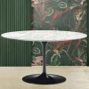 Viadurini Living Moderne Couchtische|Tulip Tische-Tulip Saarinen H 41 Ovaler Couchtisch aus Carrara-Marmor, hergestellt in Italien – Scarlet