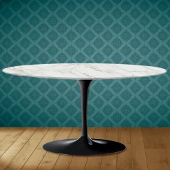 Viadurini Living Moderne Couchtische|Tulip Tische-Tulip Saarinen Ovaler Couchtisch H 41 aus Morpheus-Keramik, hergestellt in Italien – Scarlet