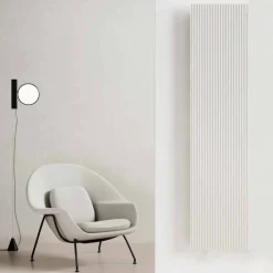 Viadurini Radiators Heizkörper Elektrisch-Vertikaler elektrischer Wandheizkörper aus Stahl 900 W - 1000 Leitungen