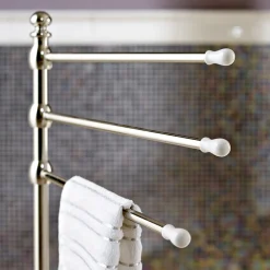 Viadurini Bathroom Badetuchhalter-Vintage Handtuchständer mit 3 Armen aus Messing und Keramik - Lyon