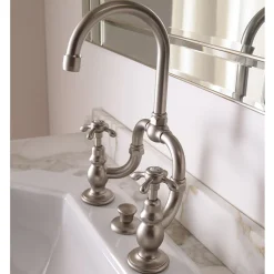 Viadurini Bathroom Waschbeckenarmaturen-Vintage Mischergruppe für Brückenwaschbecken aus Messing Made in Italy - Klarisa