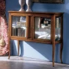 Viadurini Classic Vitrinen-Vitrine aus massivem Toulipier-Holz, hergestellt in Italien – Chantico