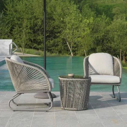 Viadurini in the Garden Garten Lounge Set-Wohnzimmer bestehend aus 2 Sesseln mit Couchtisch - Suitcase