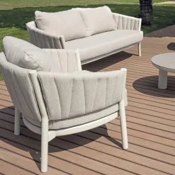 Viadurini in the Garden Garten Lounge Set-Wohnzimmer, bestehend aus 2 Sesseln, 1 Sofa und 2 Couchtischen aus Aluminium - Fusion