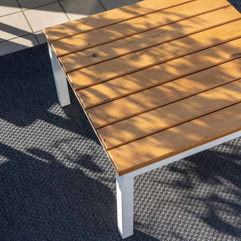 Viadurini in the Garden Garten Lounge Set-Wohnzimmer im Freien aus weißem Metall und Holz mit Sofas und Couchtisch - Brera