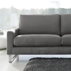 Viadurini Living Moderne Sofas-Wohnzimmersofa mit Kufenfüßen aus verchromtem Metall - Exklusiv