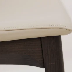 Viadurini Living Moderne Stühle-Wohnzimmerstuhl aus eisfarbenem Leder Made in Italy - Betsy