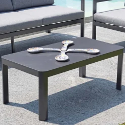 Viadurini in the Garden Garten Beistelltisch-100x55 cm Gartentisch aus Aluminium mit verschiedenen Oberflächen - Mickey Mouse