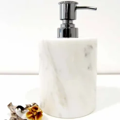 Viadurini Bathroom Badzubehör-Zusammensetzung von 3 Badezimmerzubehör aus poliertem Marmor Made in Italy - Trevio